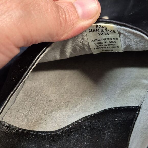 LB Evans Men's 12 Black Leather Slipper - NWOT - Picture 7 of 7